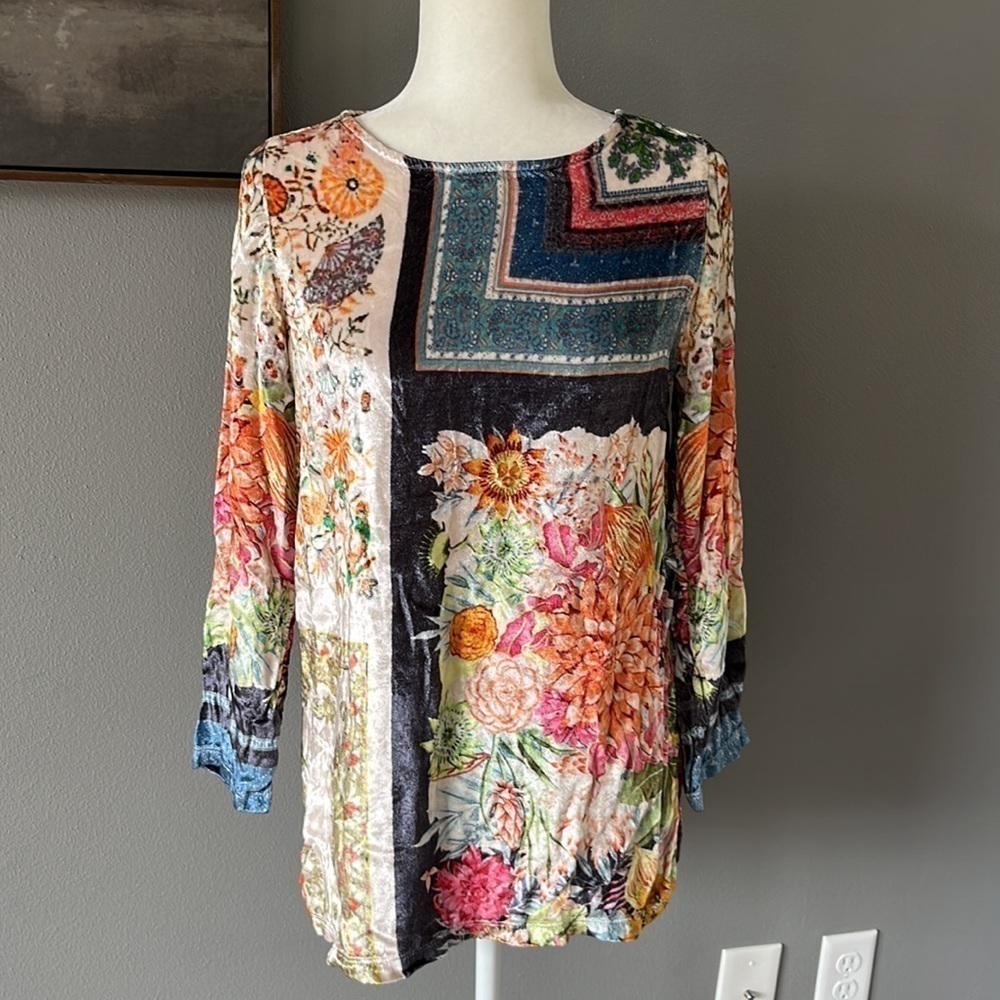 Soft Surroundings Velvet Floral Ashbury Tunic Top - Picture 2 of 13